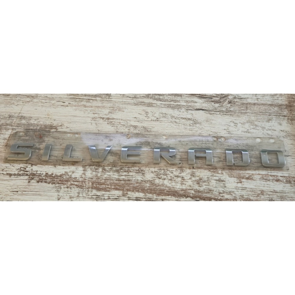 Chevrolet Silverado Chrome Door Tailgate Emblem Nameplate Badge 15129652 Style